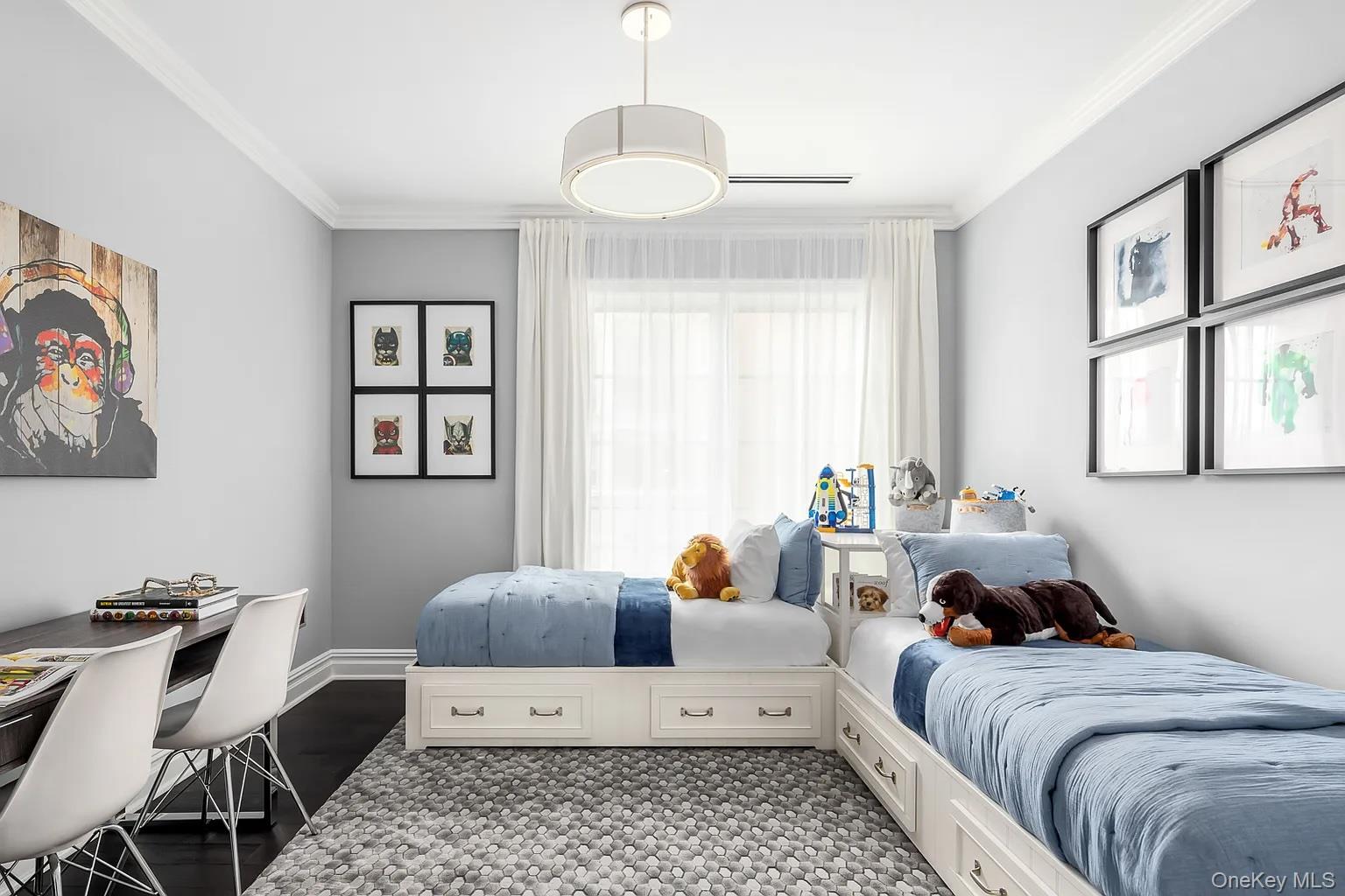 #7 photo, 5000 Royal Court, מחוז נסאו North Hills , NY 11040