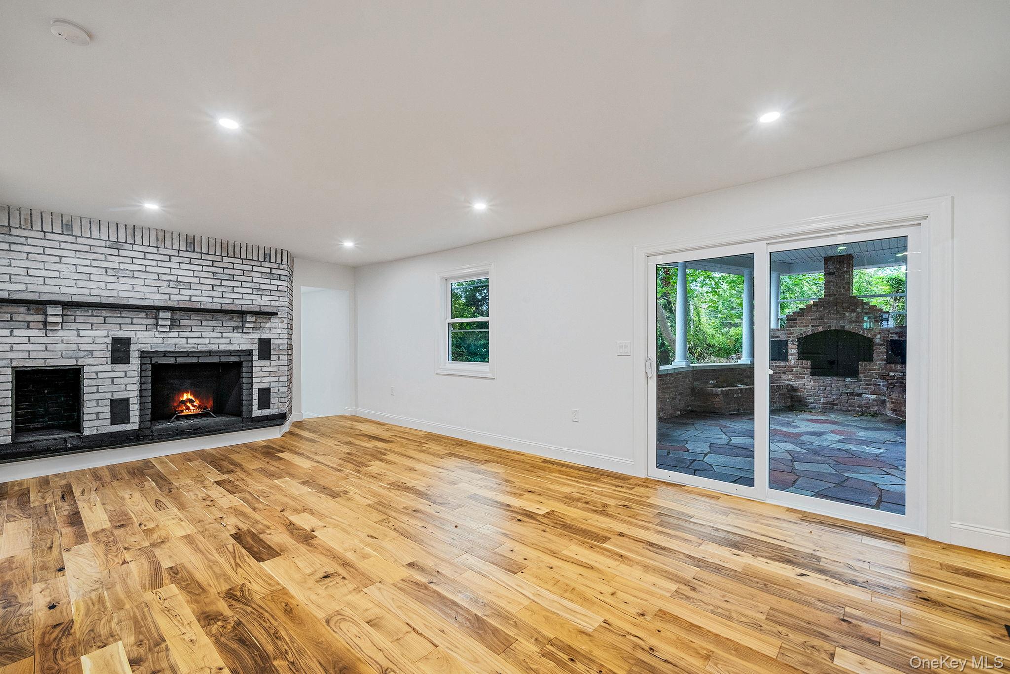 #16 photo, 6 Connetquot Drive, 东长岛 Oakdale , NY 11769