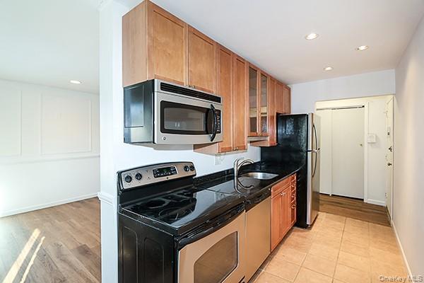 #9 photo, 2449 Union Boulevard, Саффолк ‖ Islip , NY 11751