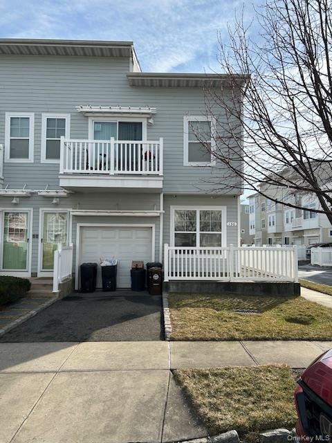 #1 photo, 156 Sea Grass Lane, कुईंस Arverne , NY 11692