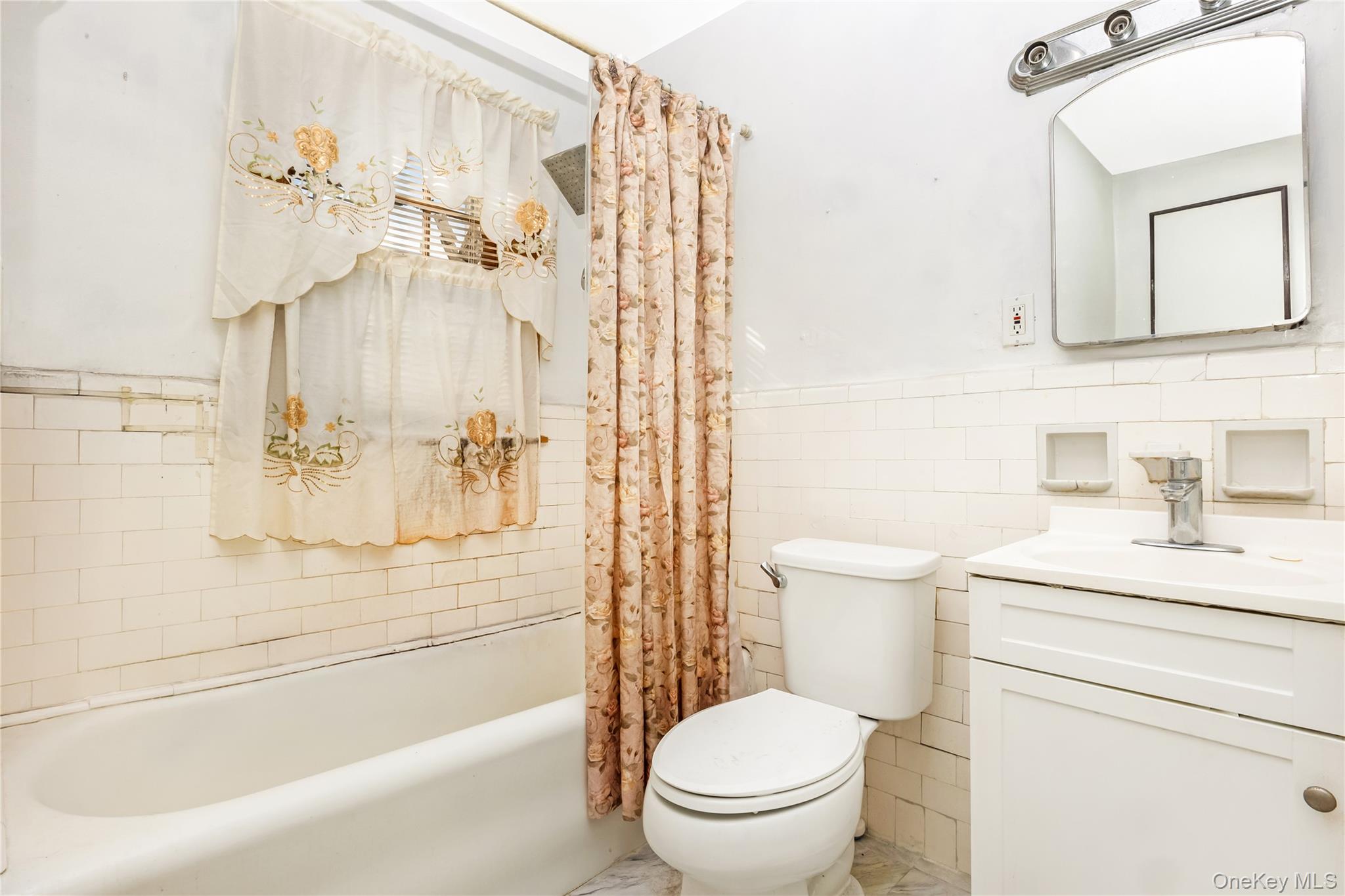 #15 photo, 24018 144th Avenue, كوينز Rosedale , NY 11422