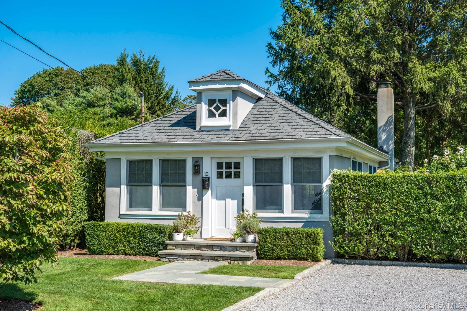 #1 photo, 10 Henry Street, Саффолк ‖ Southampton , NY 11968