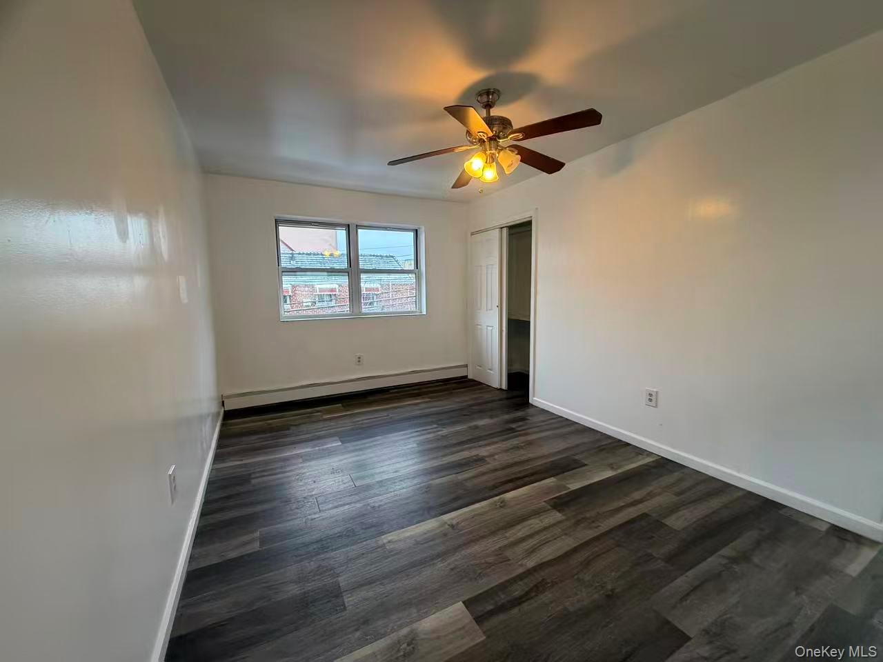 #7 photo, 37-26 112 Street, कुईंस Corona , NY 11368