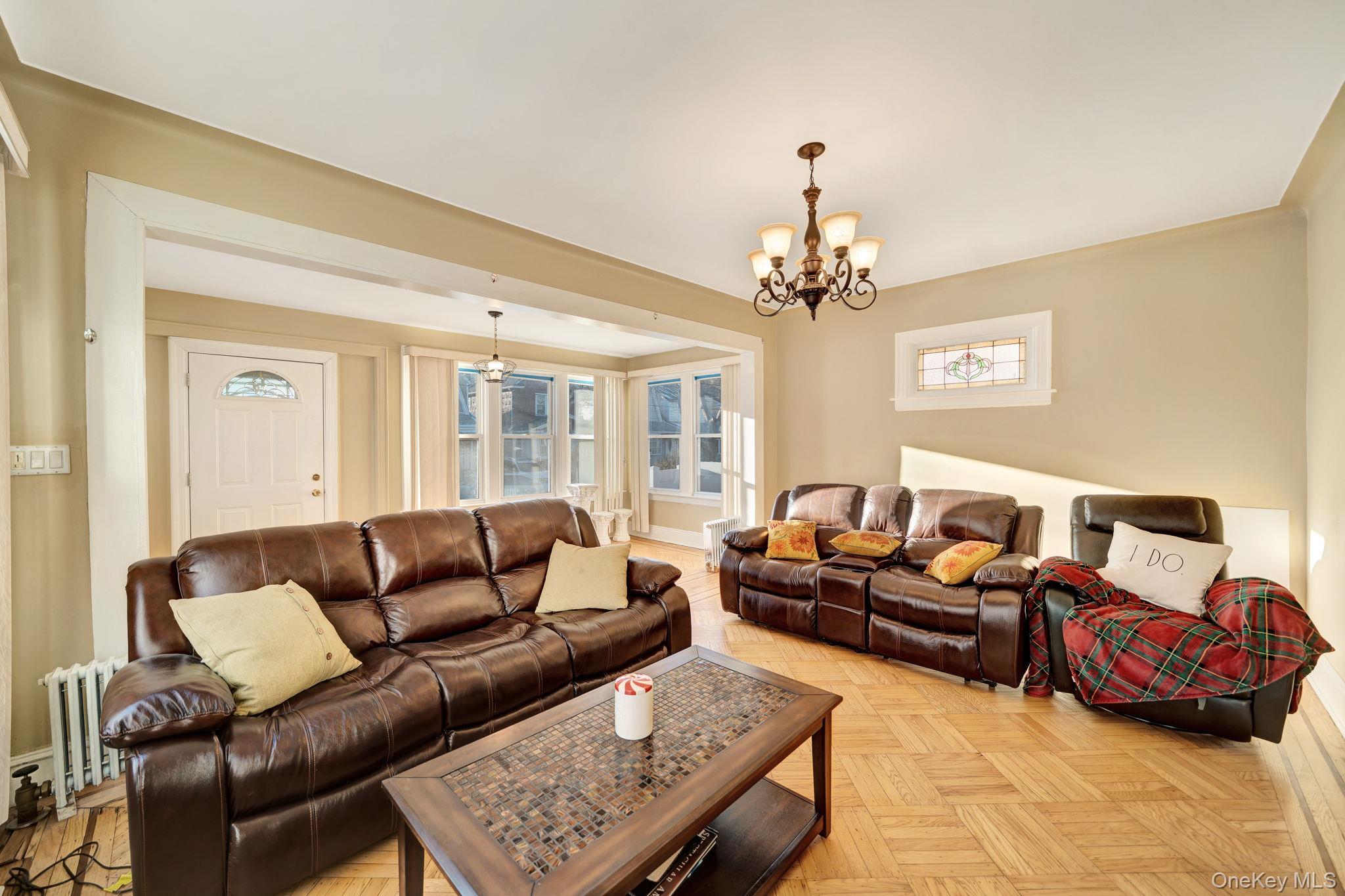 #6 photo, 10439 115th Street, Richmond Hill S. , NY 11419