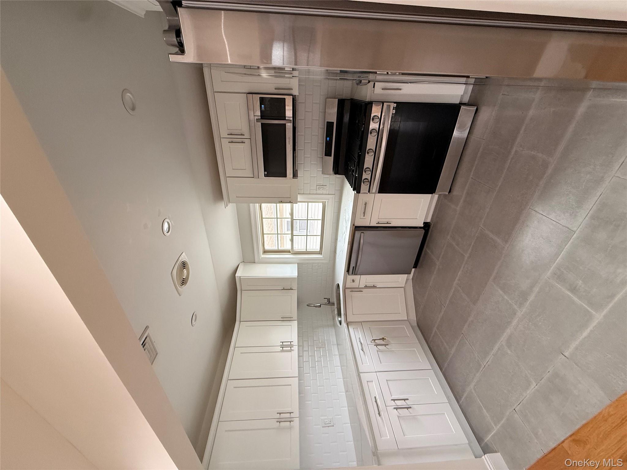 #6 photo, 23938 148th Road, קווינס Rosedale , NY 11422