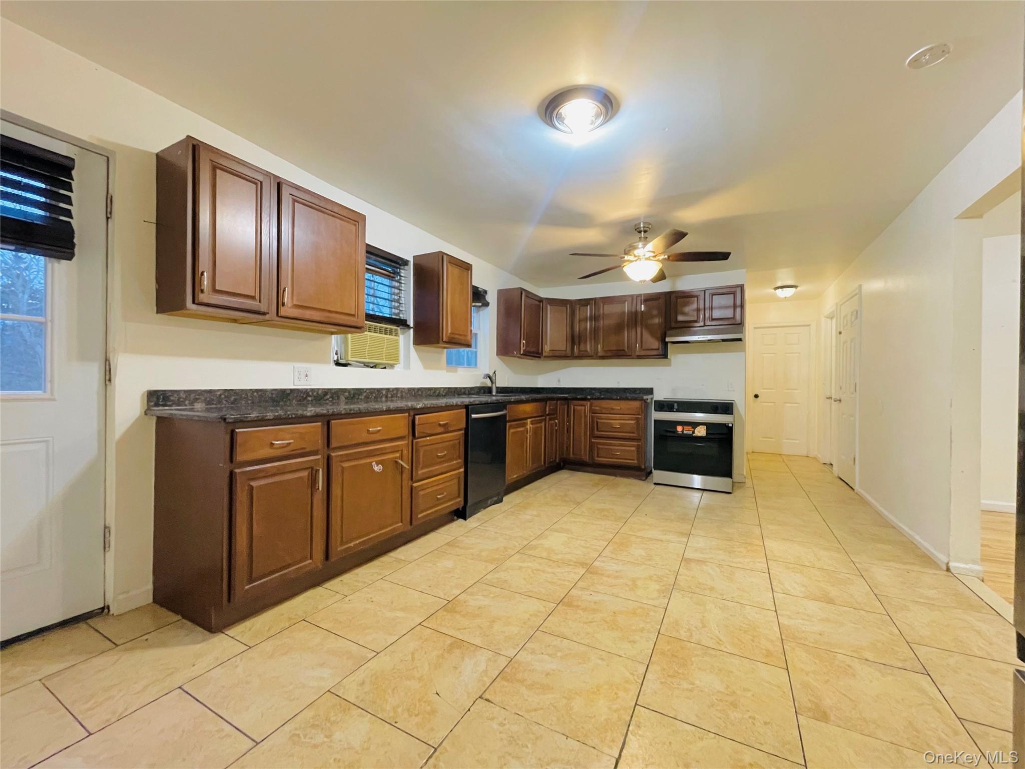 #14 photo, 362 Avondale Drive, Shirley , NY 11967