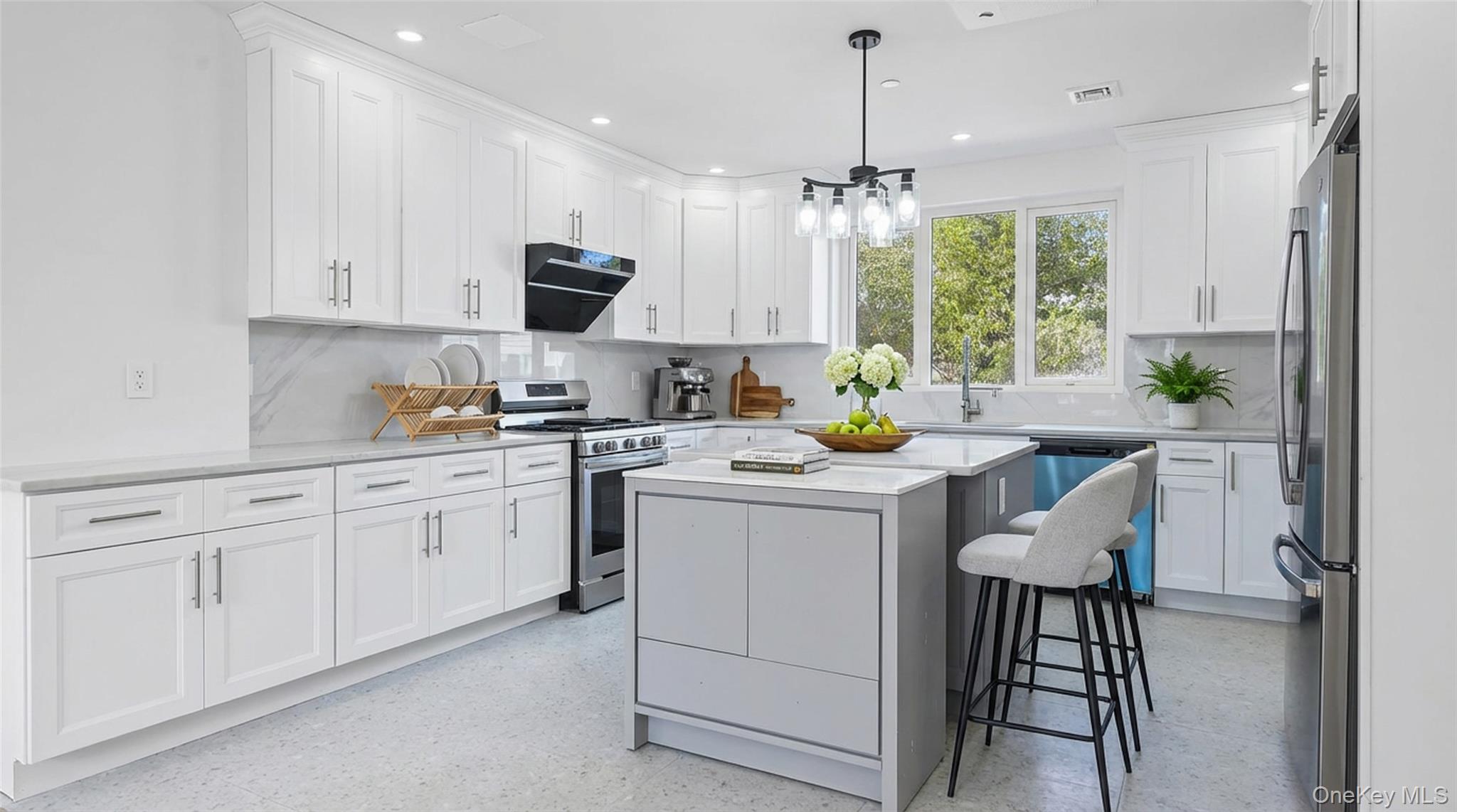 #12 photo, 32-35 164th Street, Куинс ‖ Flushing , NY 11358