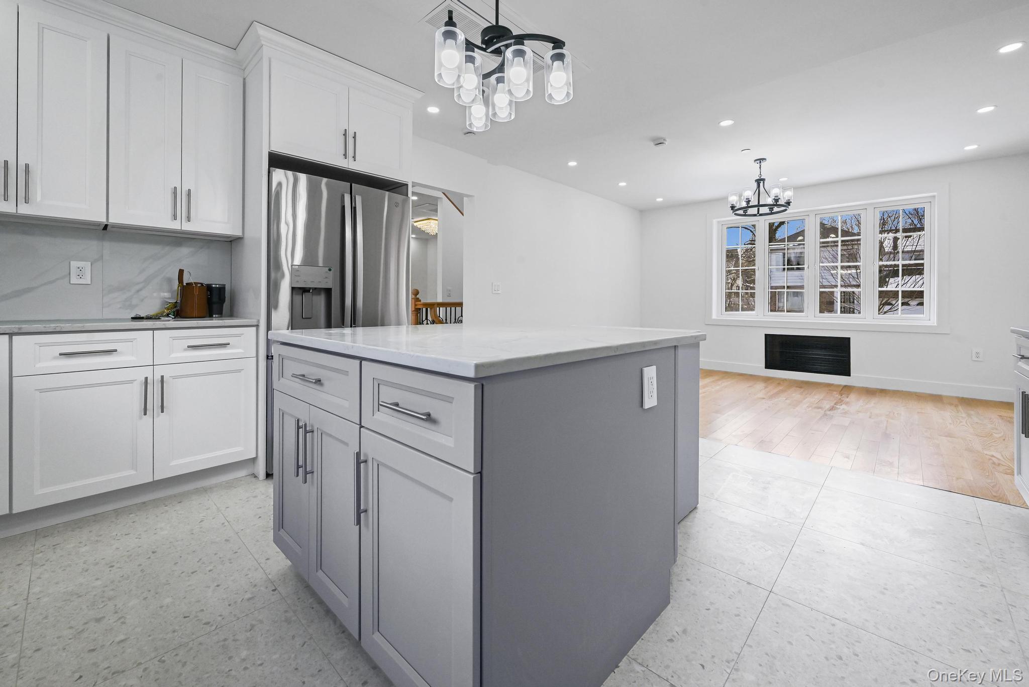 #14 photo, 32-35 164th Street, Куинс ‖ Flushing , NY 11358