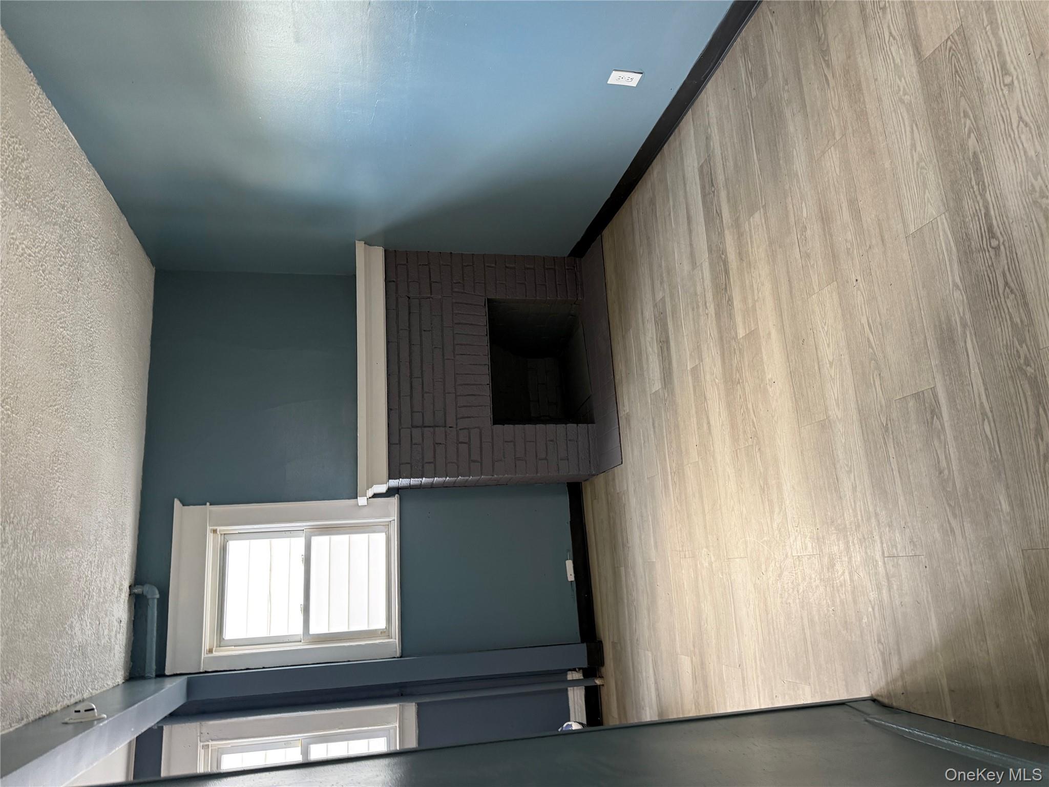 #5 photo, 31 Lafayette Avenue, Hempstead , NY 11550