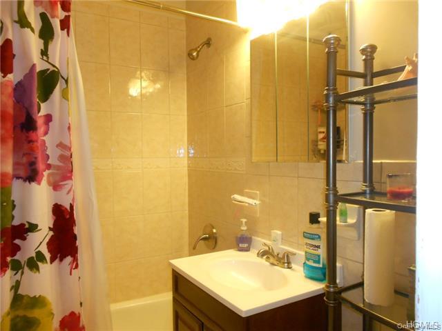 #14 photo, 900 Midland Avenue, Yonkers , NY 10704