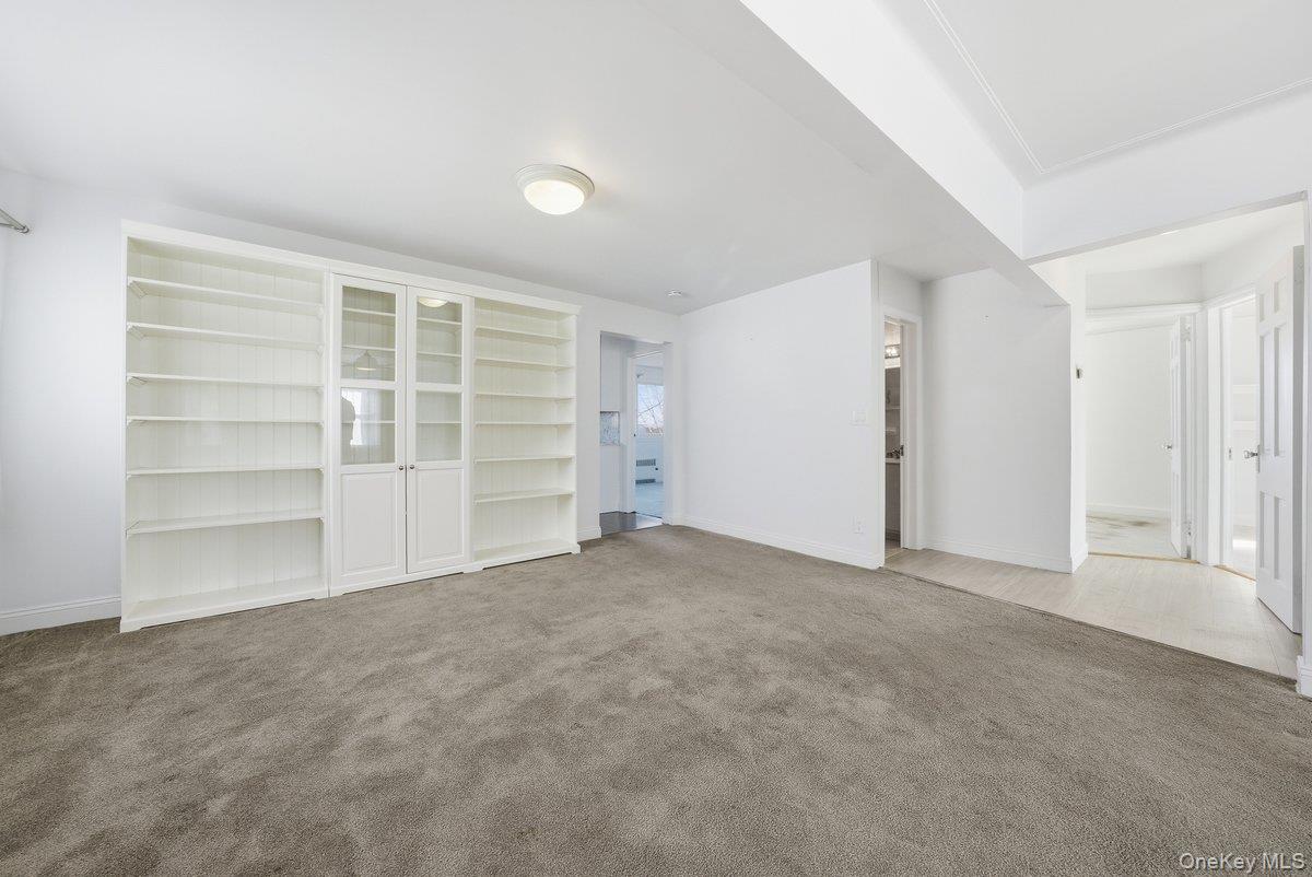 #7 photo, 54 Staunton Street, Yonkers , NY 10704