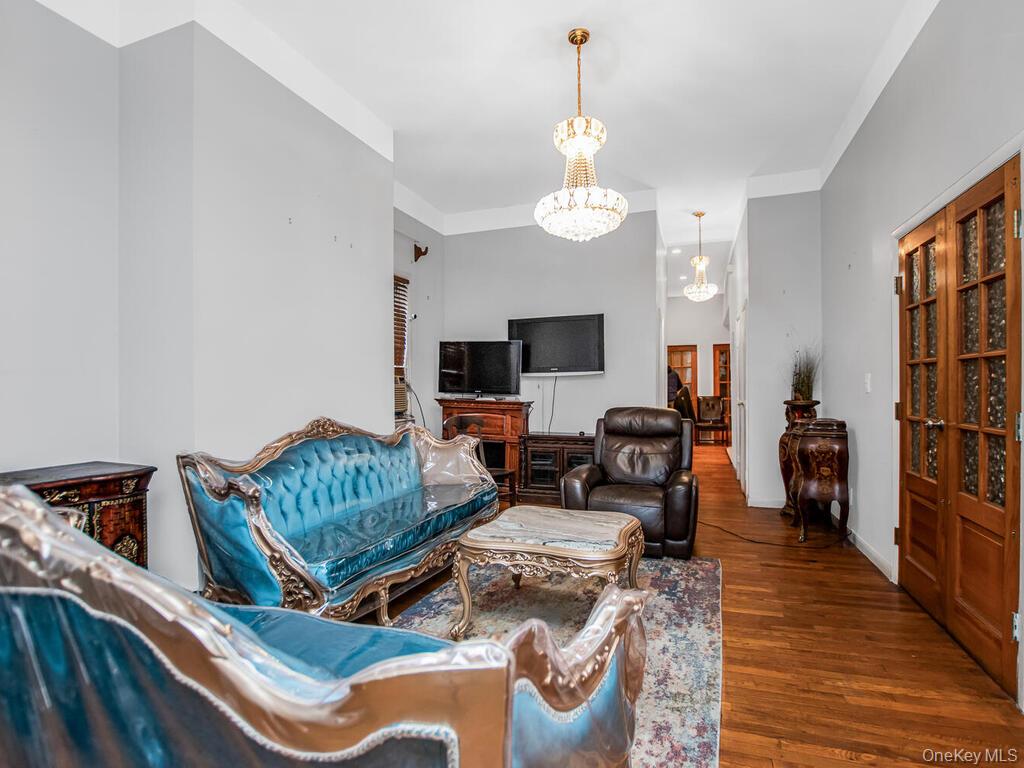 #4 photo, 188 Woodworth Avenue, Yonkers , NY 10701