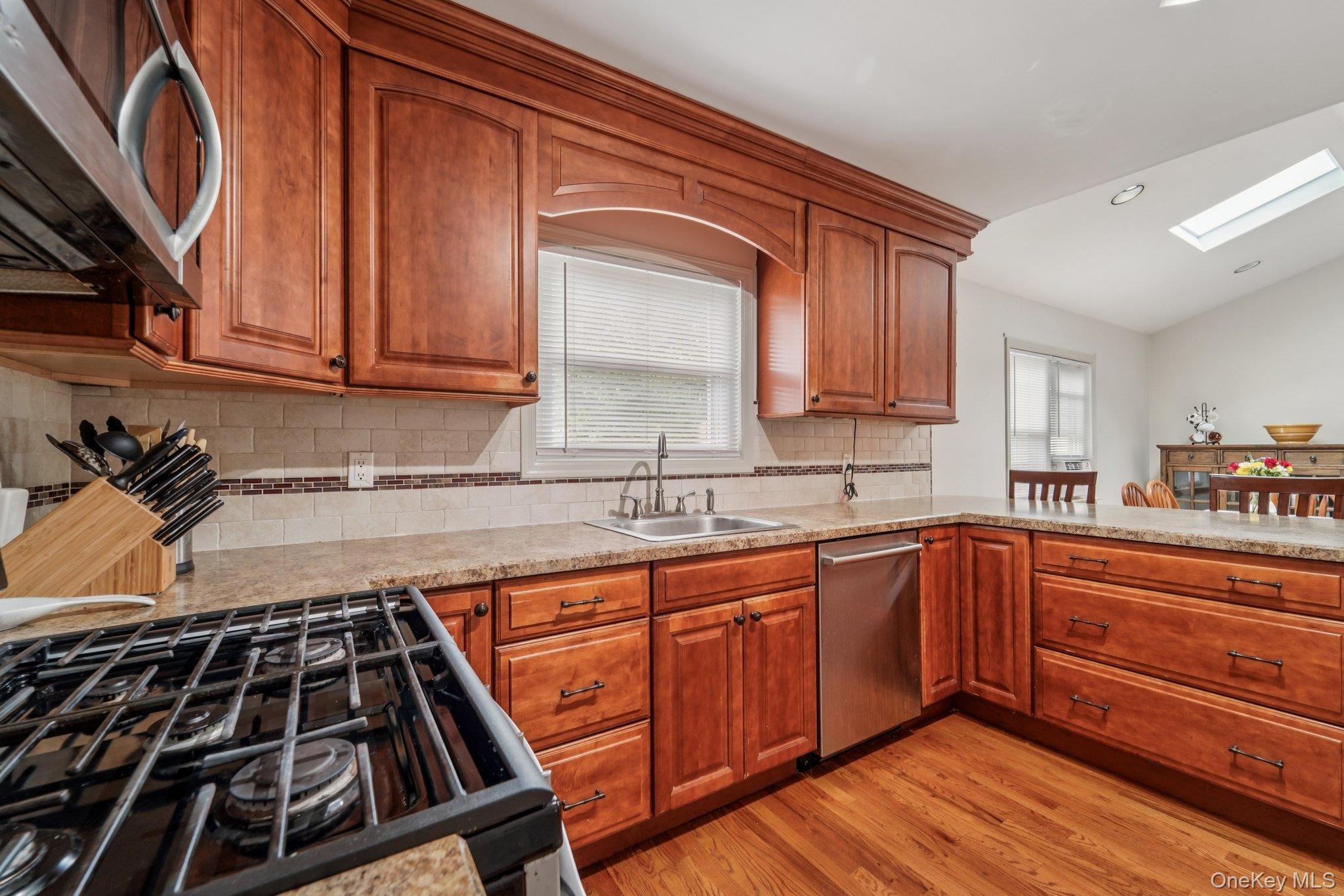 #12 photo, 10 Ward Street, 紐約州 Suffern , NY 10901