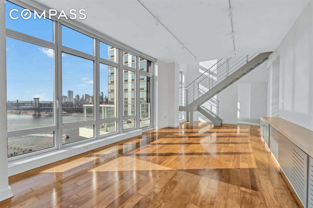 #12 photo, Brooklyn, ब्रुकलीन Williamsburg , NY 11249