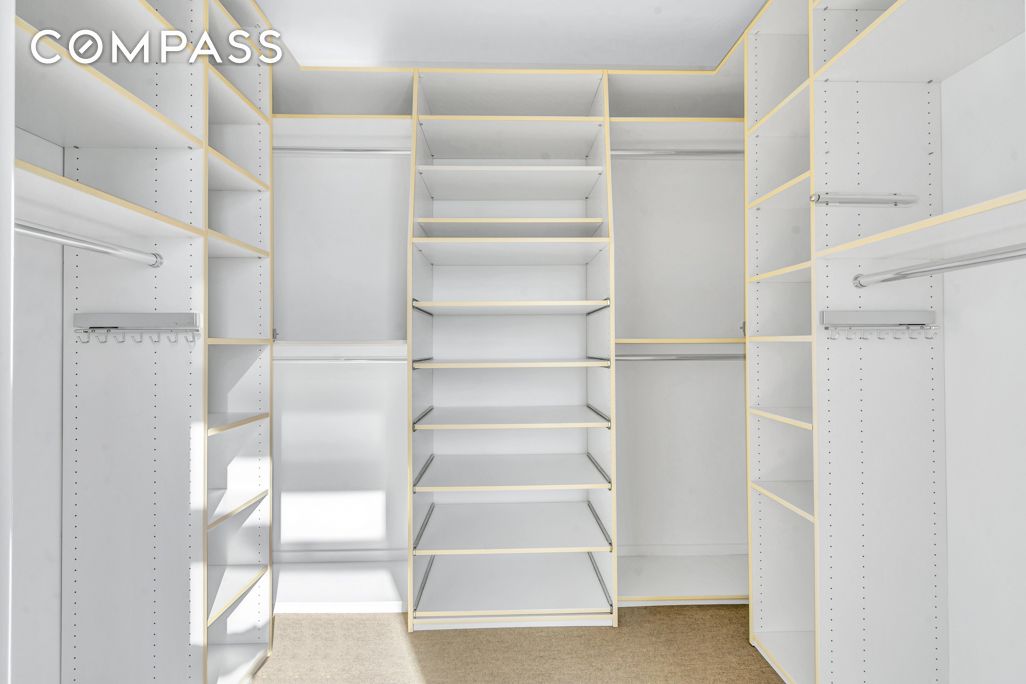 #19 photo, Brooklyn, ब्रुकलीन Williamsburg , NY 11249