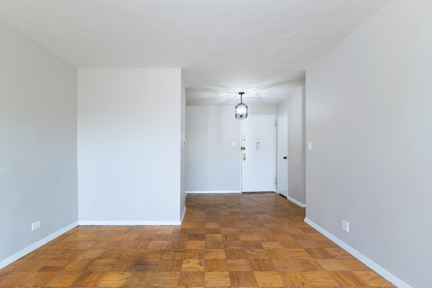 #4 photo, Brooklyn, הברונקס Midwood , NY 11210