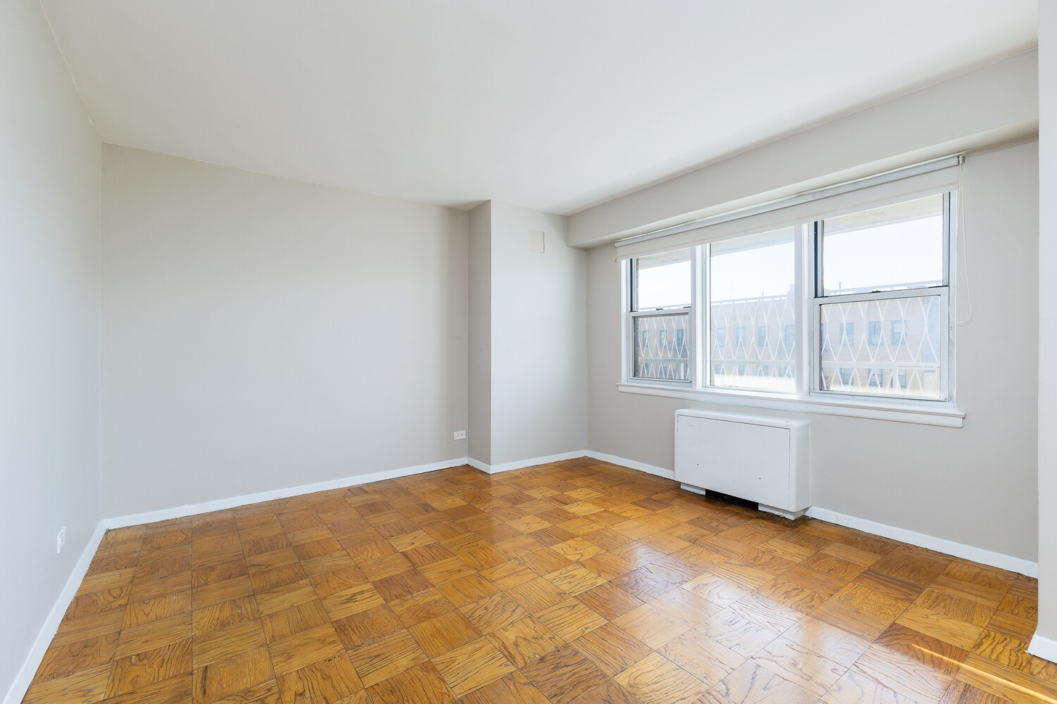 #7 photo, Brooklyn, הברונקס Midwood , NY 11210