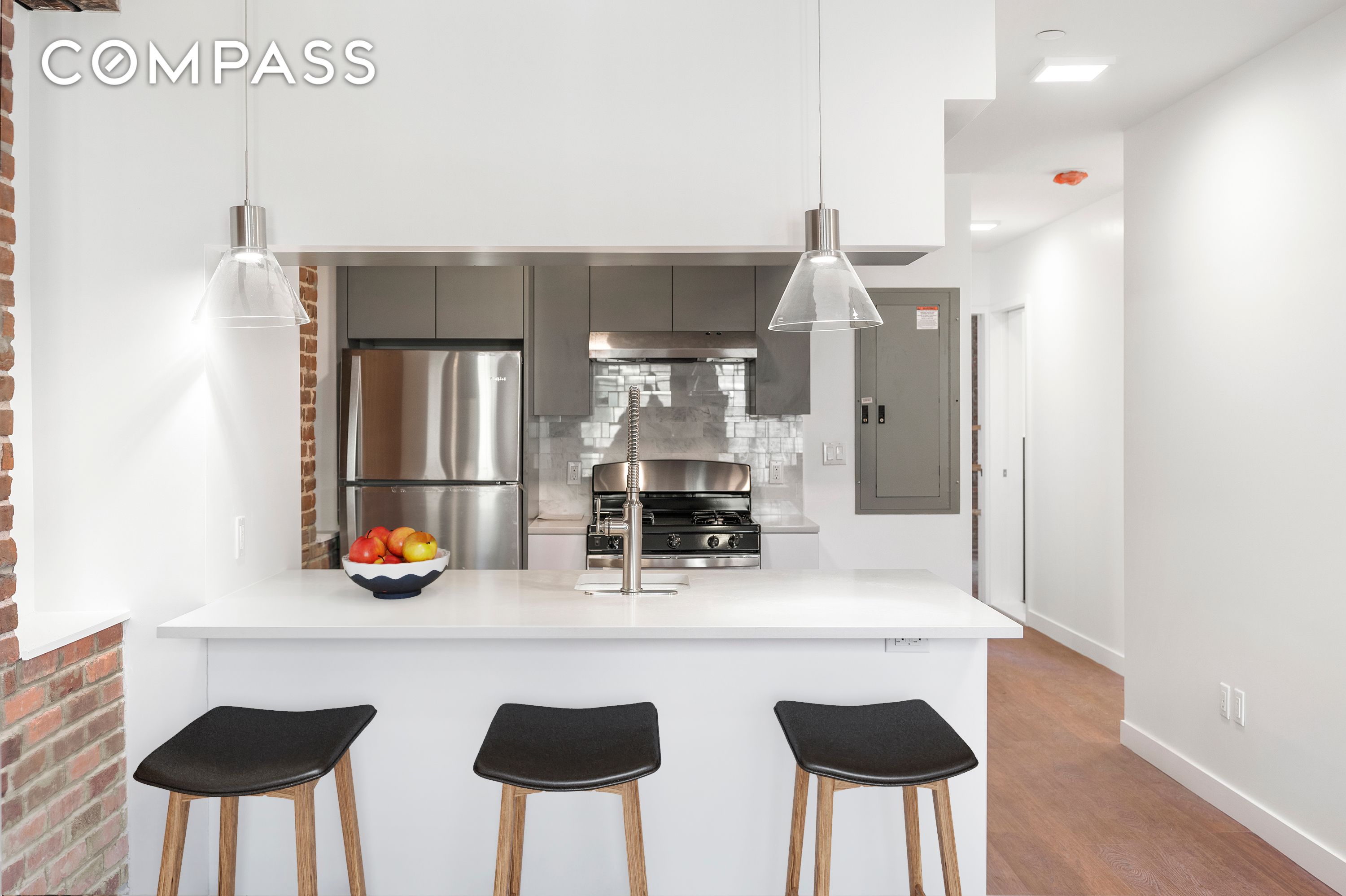 #3 photo, 406 W 52nd Street, Hell's Kitchen , NY 10019