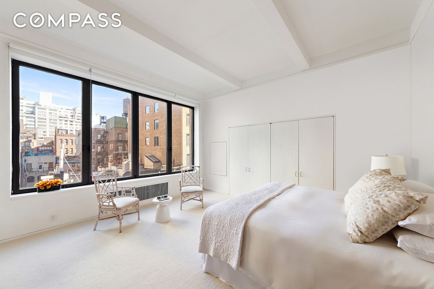 #6 photo, 12 E 12th Street, Greenwich Village , NY 10003