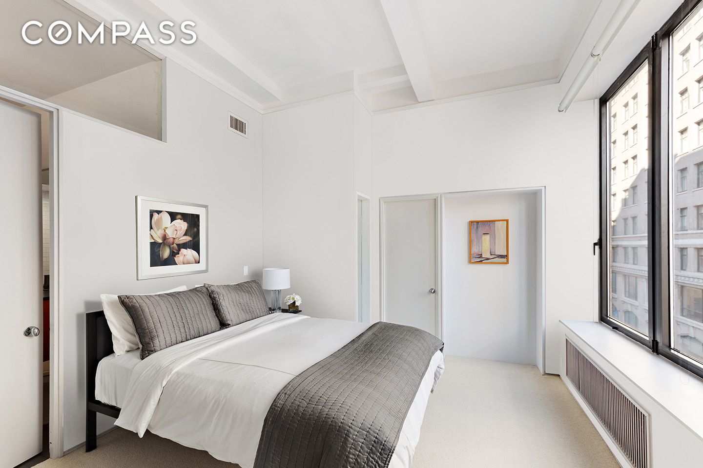 #8 photo, 12 E 12th Street, Greenwich Village , NY 10003