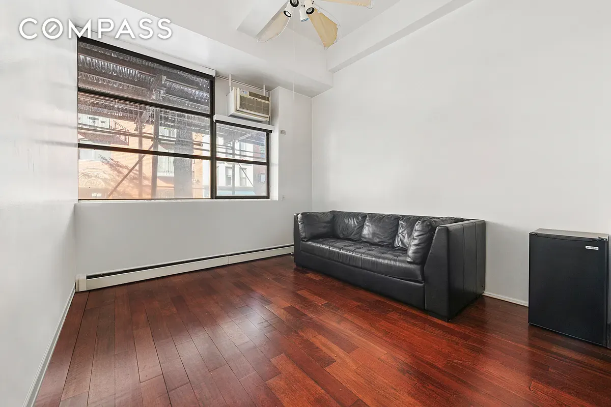 #2 photo, 350 E 62nd Street, मैनहटन Lenox Hill , NY 10065