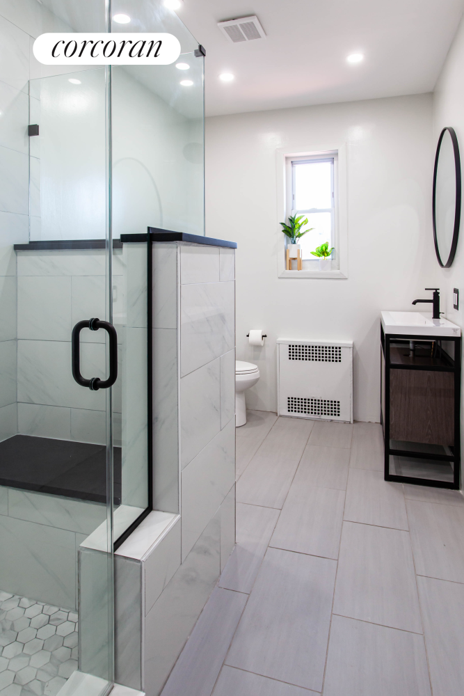 #18 photo, Brooklyn, ब्रुकलीन East Flatbush , NY 11234