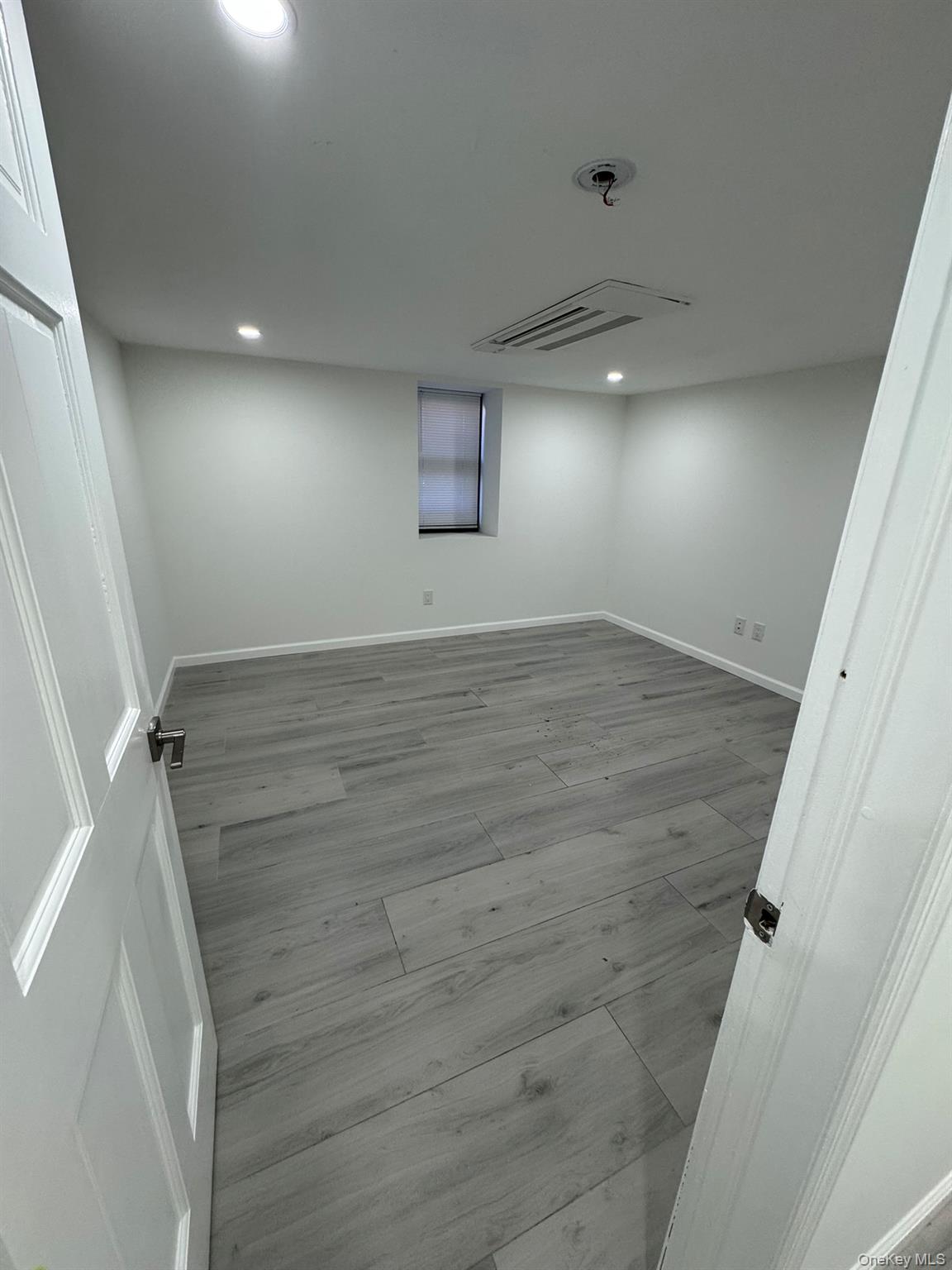 #13 photo, 88-36 77th Street, Куинс ‖ Woodhaven , NY 11421