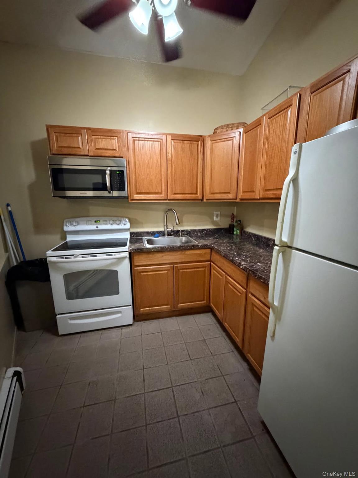 #13 photo, 2435 Union Boulevard, Islip , NY 11751