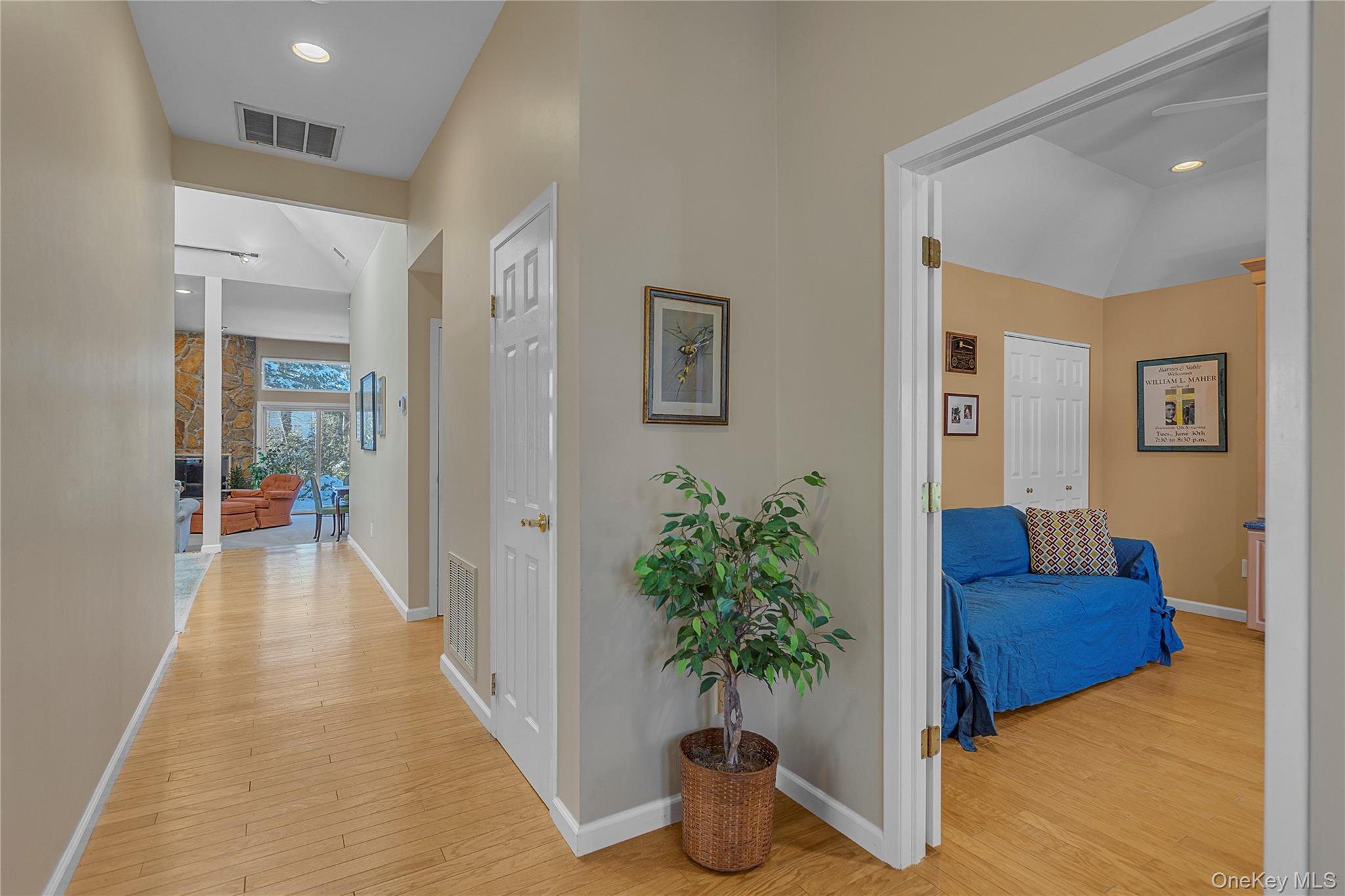 #3 photo, 51 Hidden Ridge Drive, 长岛 Syosset , NY 11791