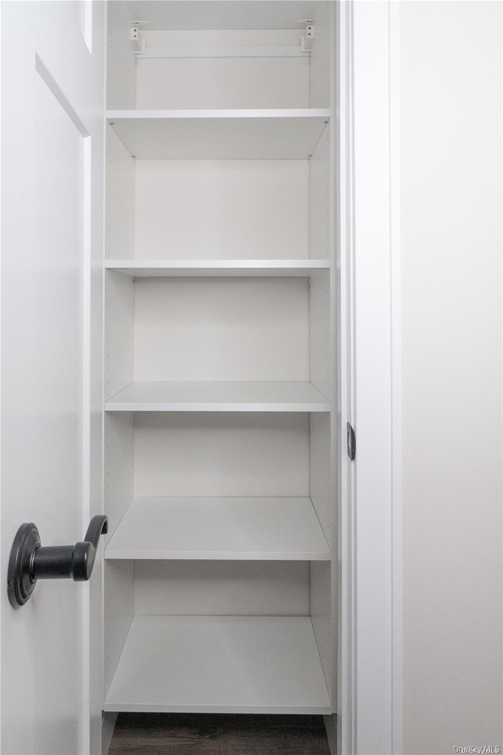 #12 photo, 1090 New York Avenue, Huntington Station , NY 11746