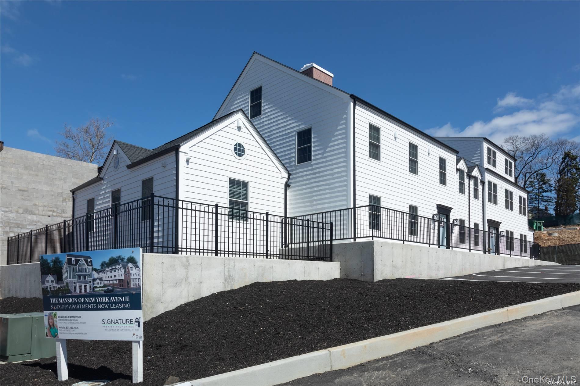 #16 photo, 1090 New York Avenue, Huntington Station , NY 11746