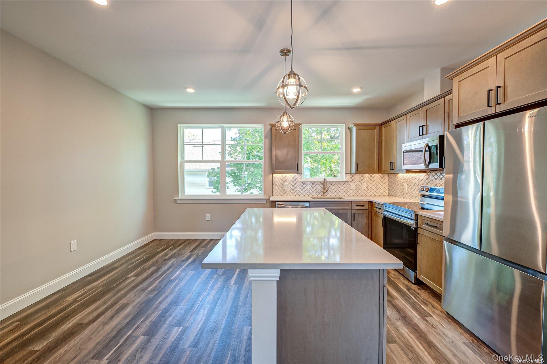 #15 photo, 1 Conklin Street, Farmingdale , NY 11735