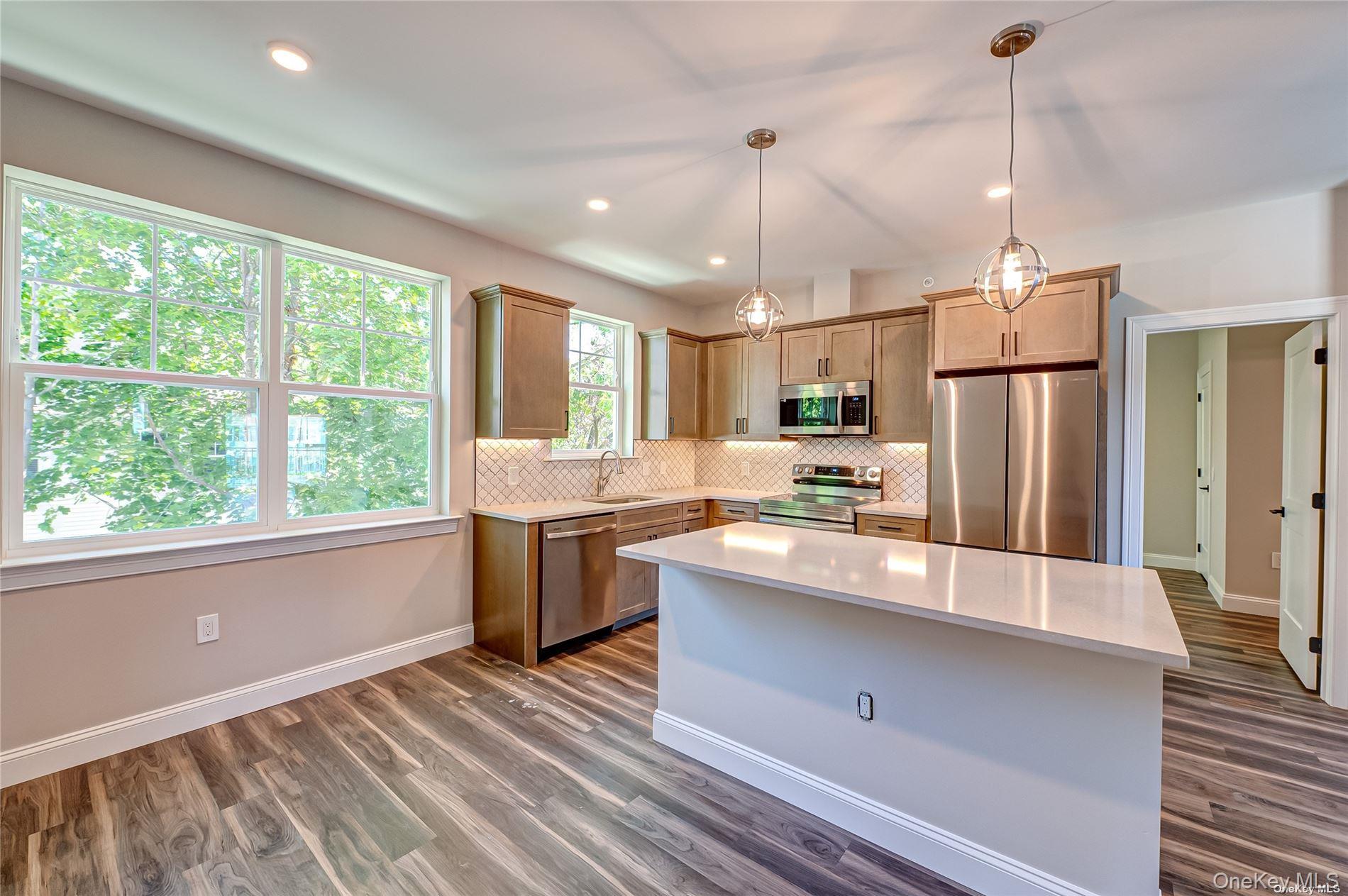 #16 photo, 1 Conklin Street, Farmingdale , NY 11735