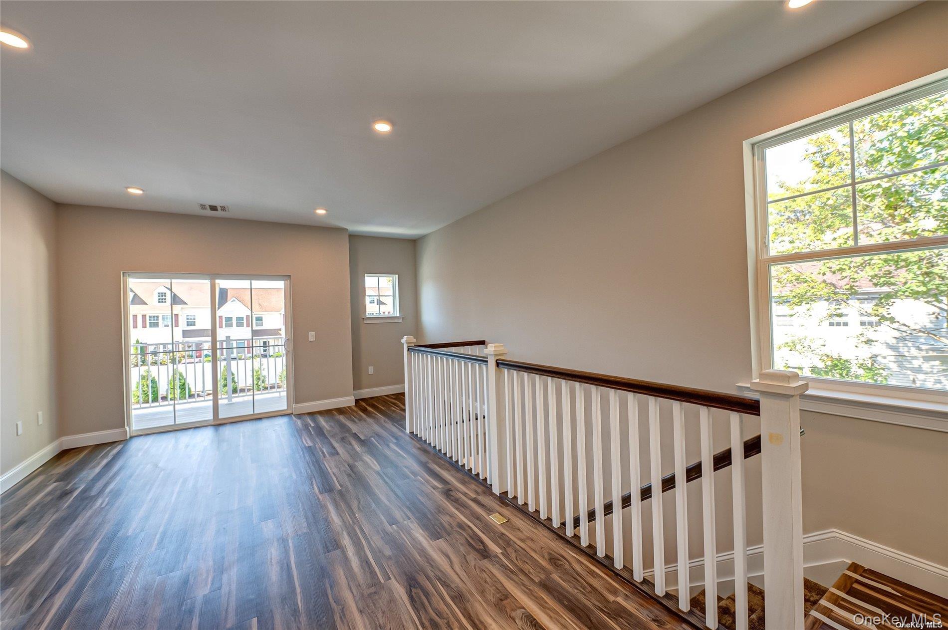 #4 photo, 1 Conklin Street, Farmingdale , NY 11735