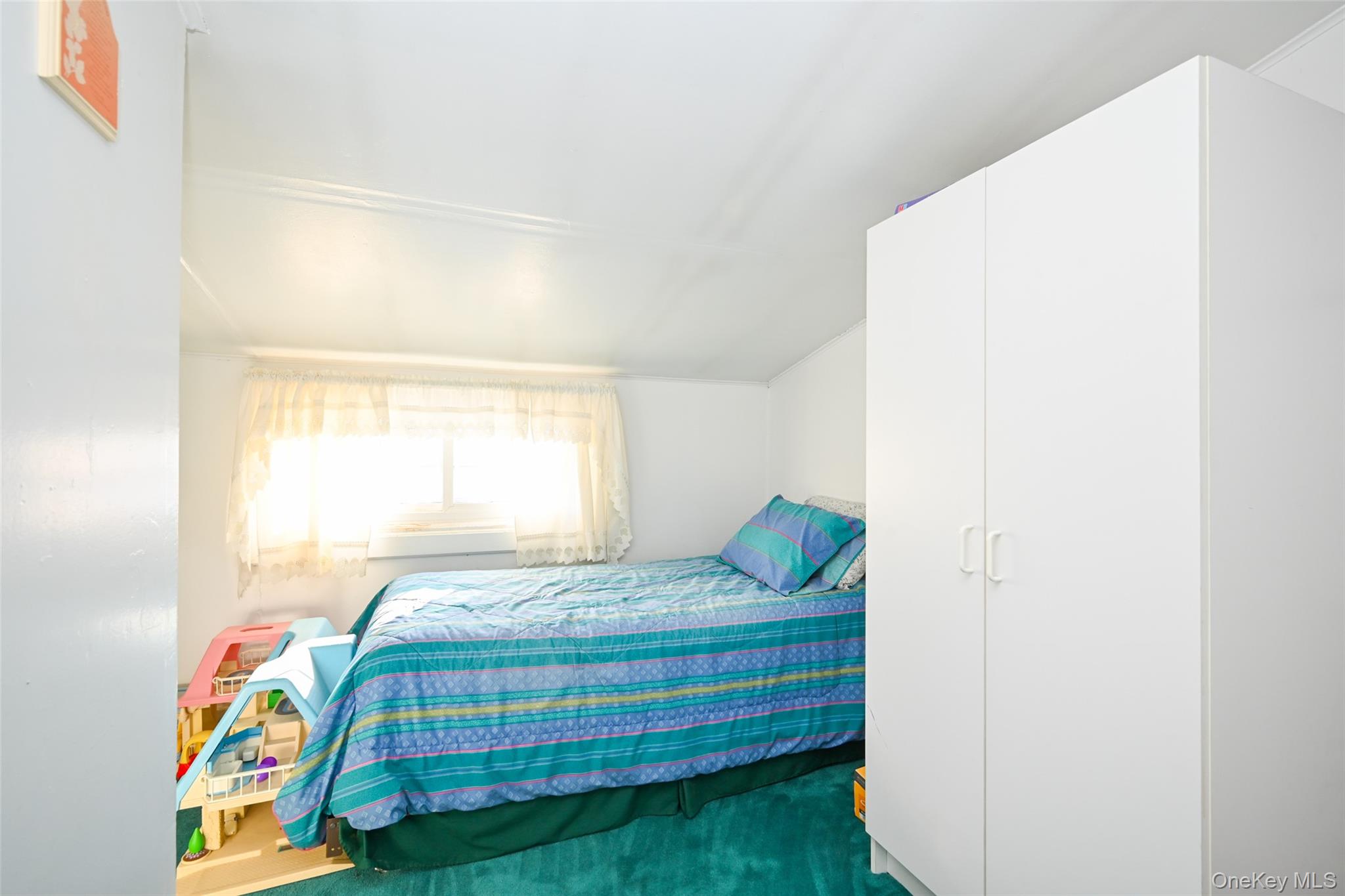 #14 photo, 12513 6th Avenue, College Point , NY 11356