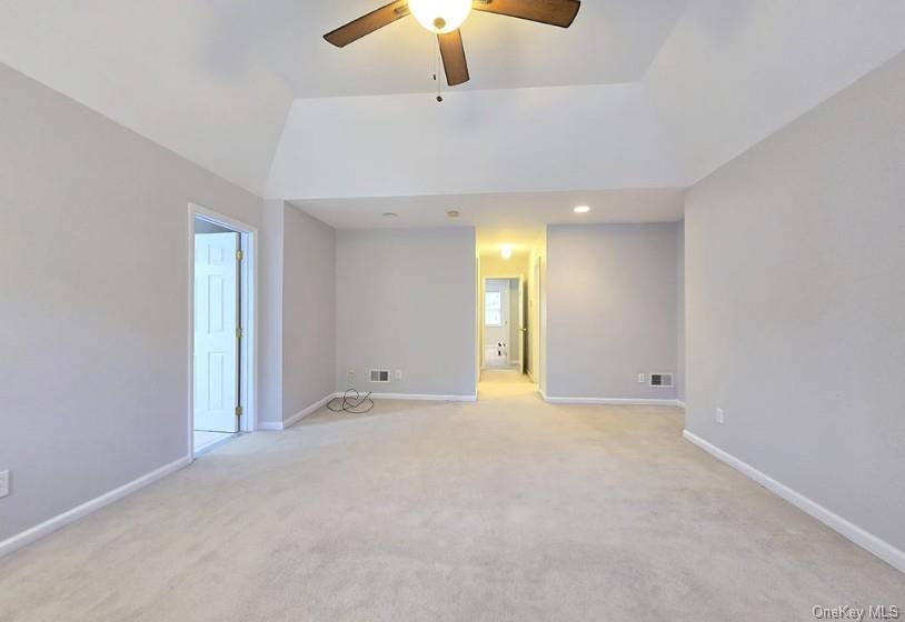 #11 photo, 19 Sunflower Ridge Road, South Setauket , NY 11720