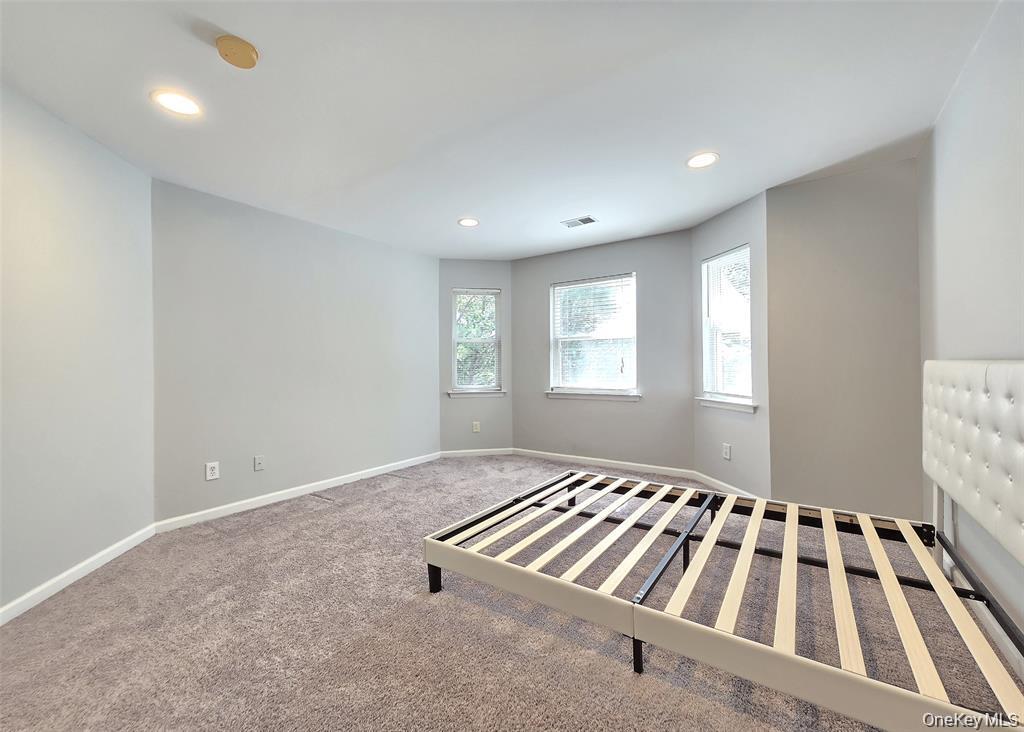 #15 photo, 19 Sunflower Ridge Road, South Setauket , NY 11720