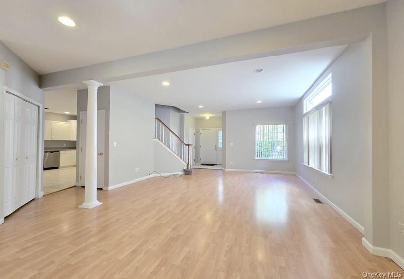 #4 photo, 19 Sunflower Ridge Road, South Setauket , NY 11720