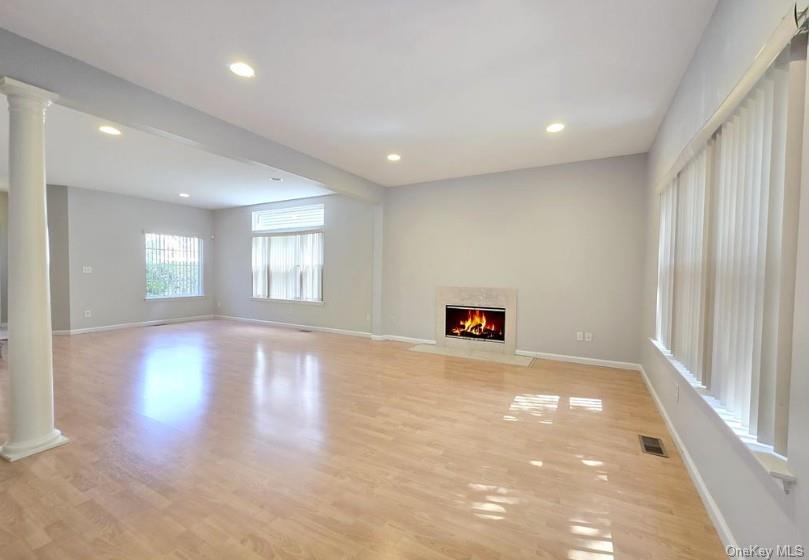 #5 photo, 19 Sunflower Ridge Road, South Setauket , NY 11720