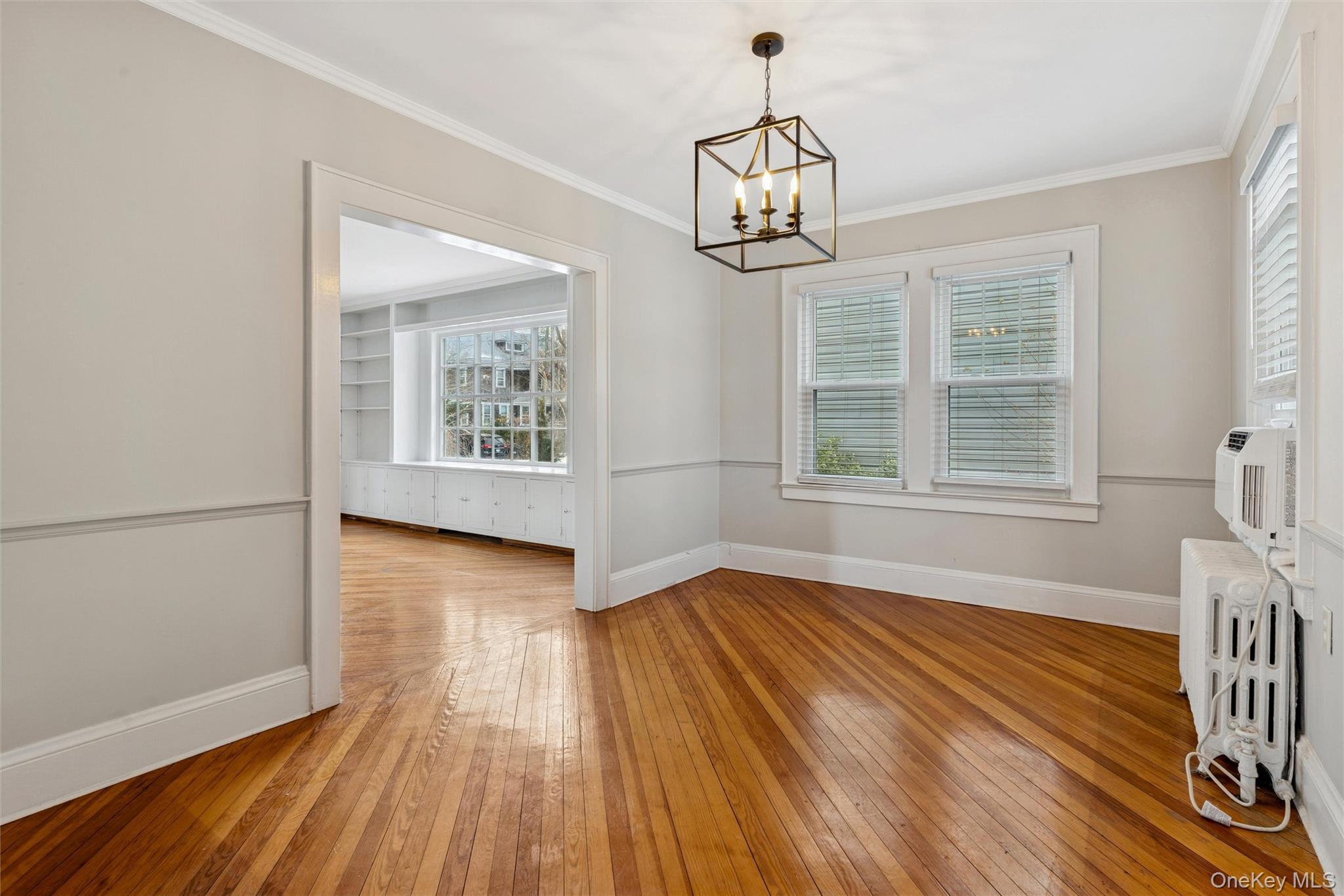 #6 photo, 107 Linden Street, 롱 아일랜드 Rockville Centre , NY 11570