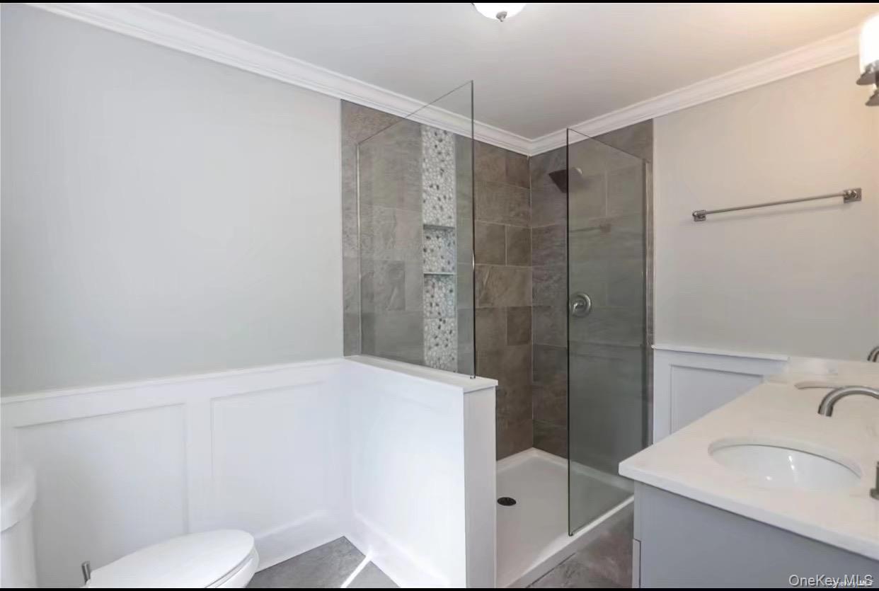 #7 photo, 335 Gillette Street, 롱 아일랜드 Dix Hills , NY 11746