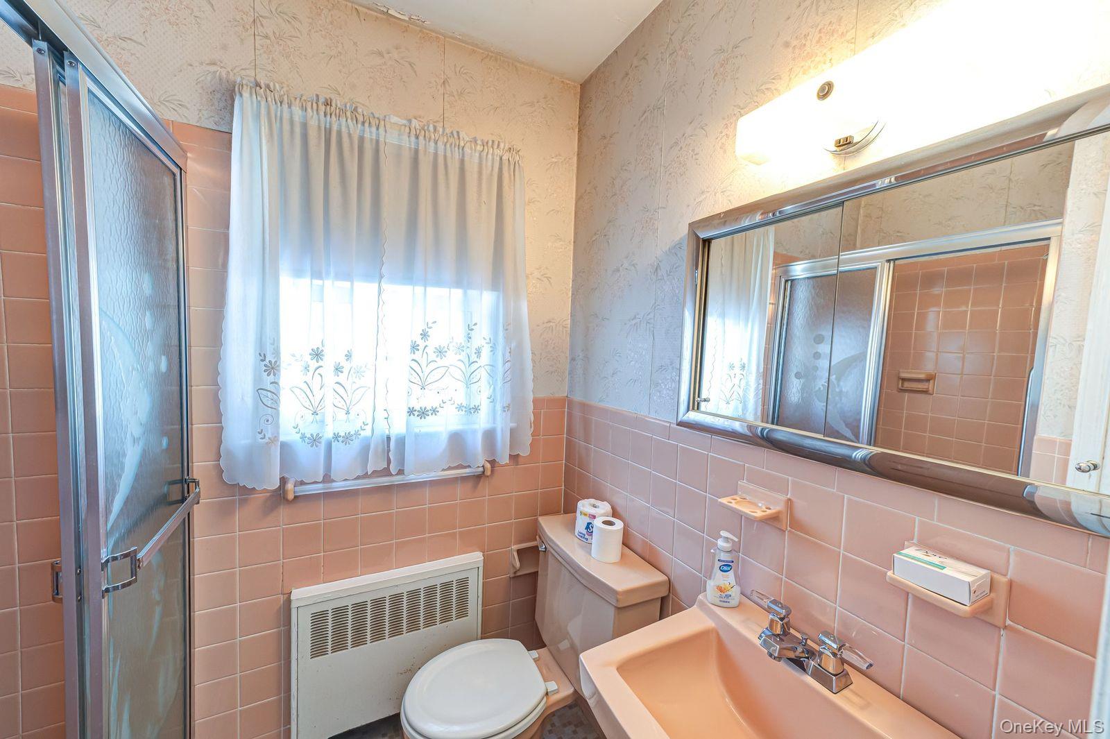 #16 photo, 46 Crestwood Drive, Huntington Station , NY 11746