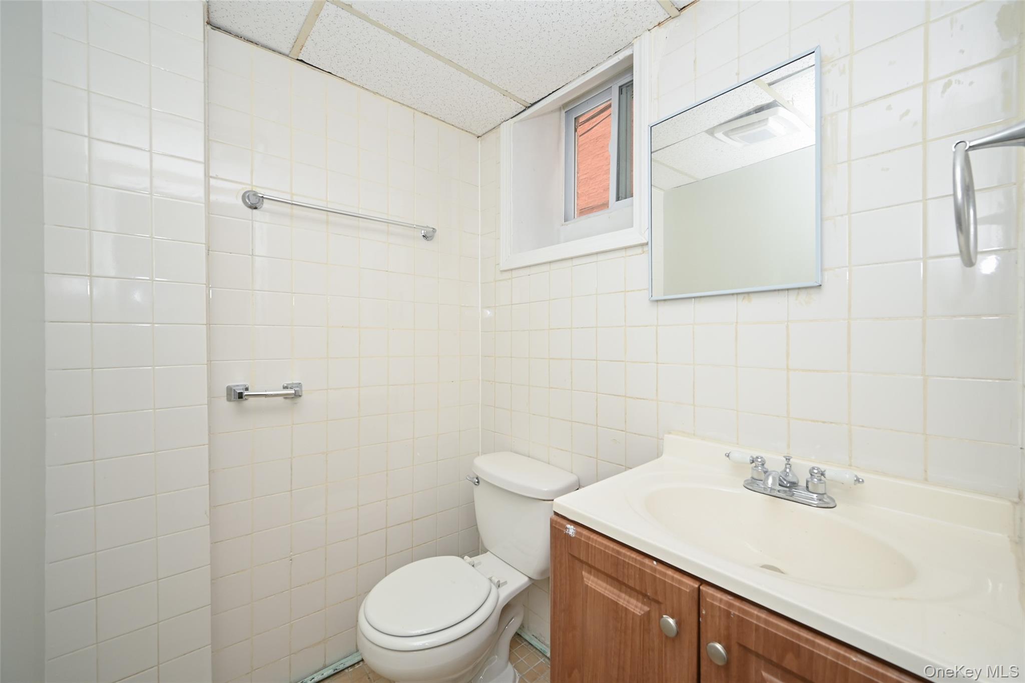 #16 photo, 9308 240 Street, Bellerose , NY 11426