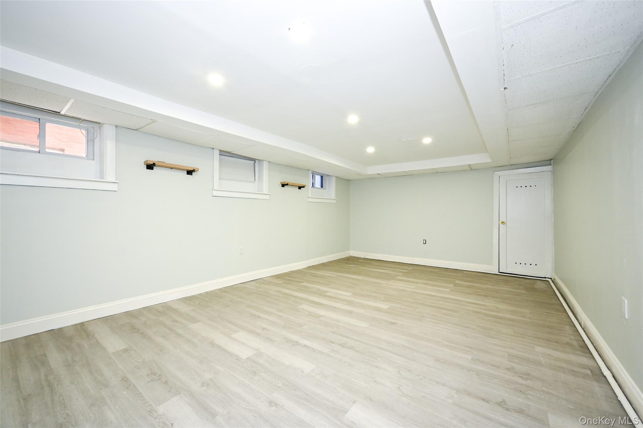 #17 photo, 9308 240 Street, Bellerose , NY 11426