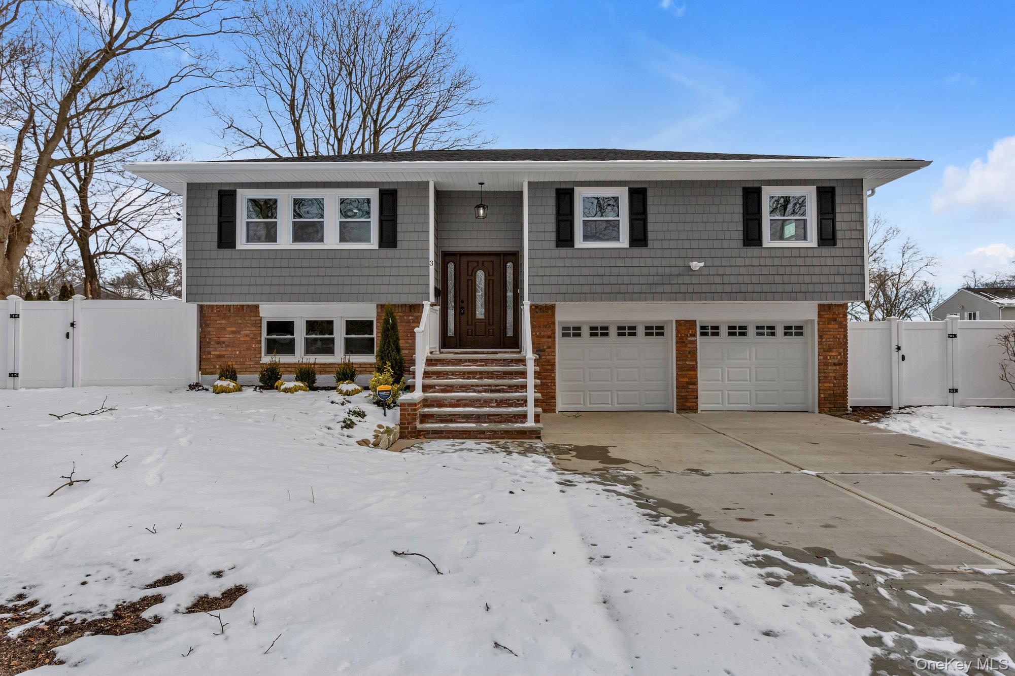 #1 photo, 3 Jayne Avenue, מחוז סאפוק Melville , NY 11747