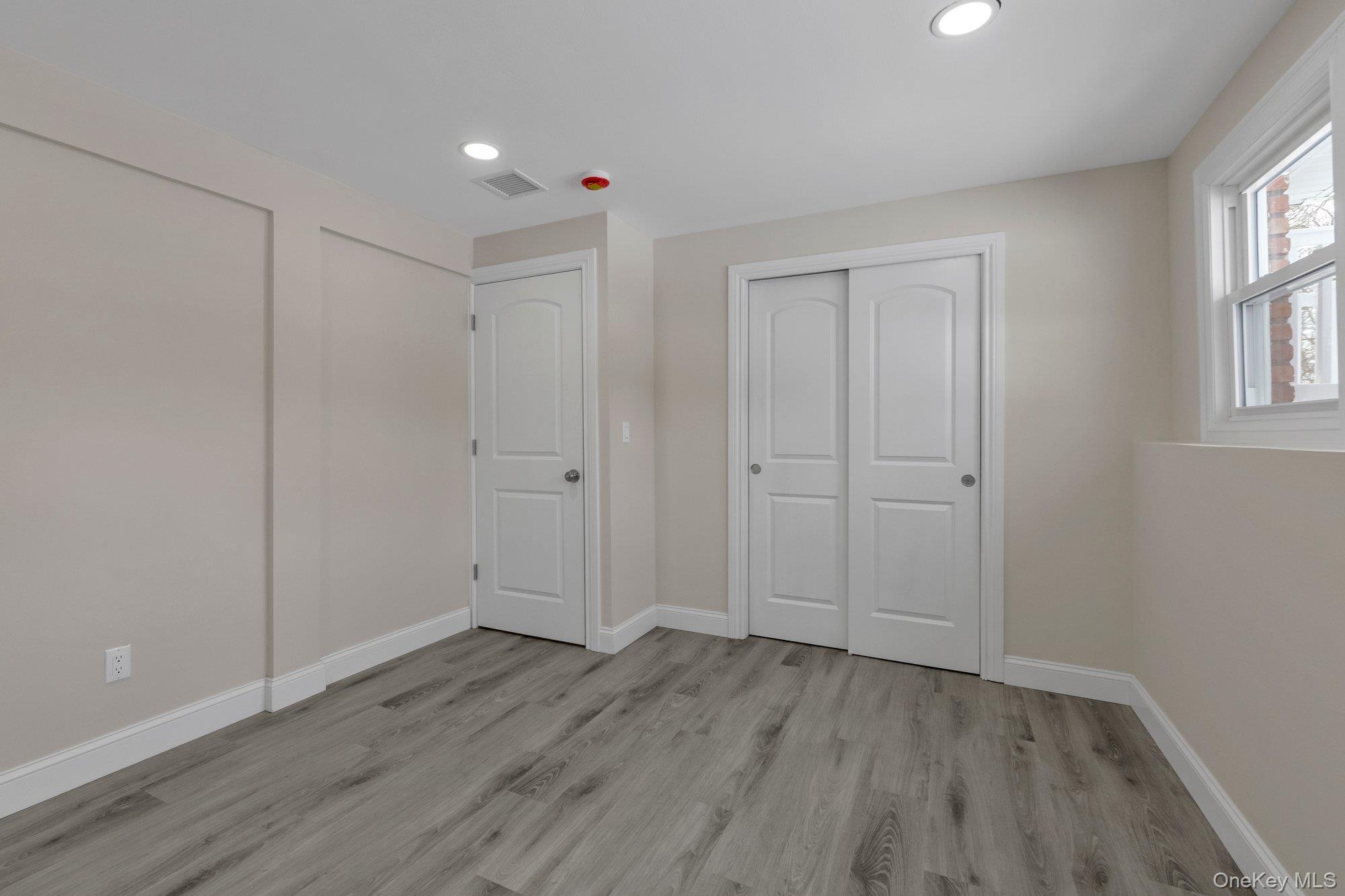 #16 photo, 3 Jayne Avenue, מחוז סאפוק Melville , NY 11747