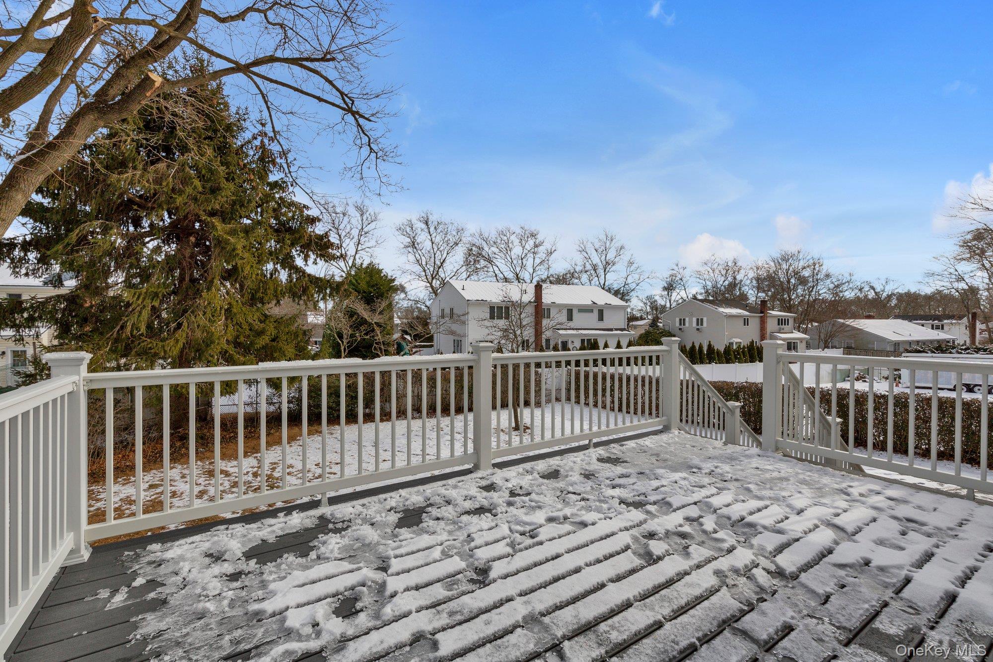 #19 photo, 3 Jayne Avenue, מחוז סאפוק Melville , NY 11747