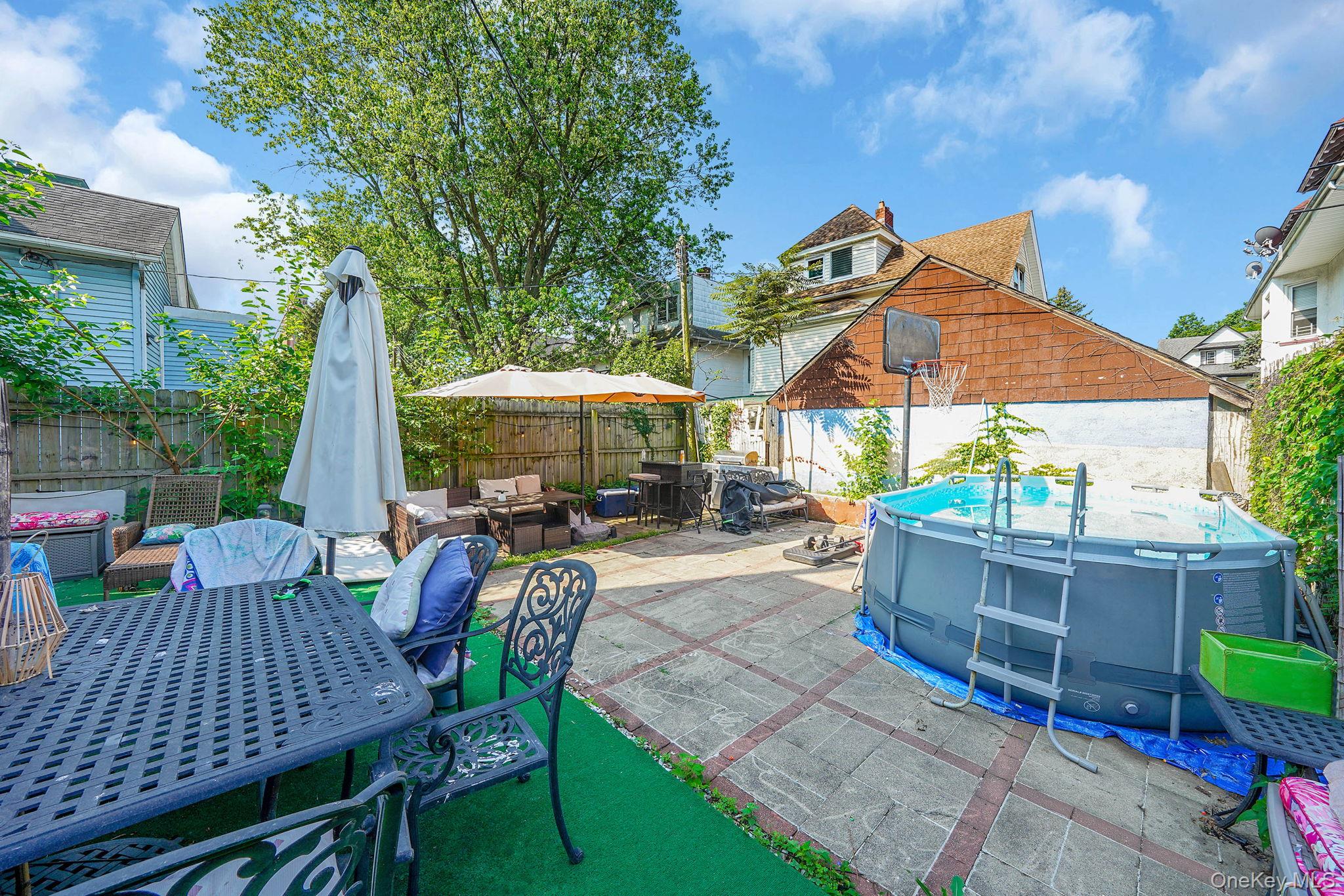 #3 photo, 8536 112th Street, 皇后区 Richmond Hill , NY 11418