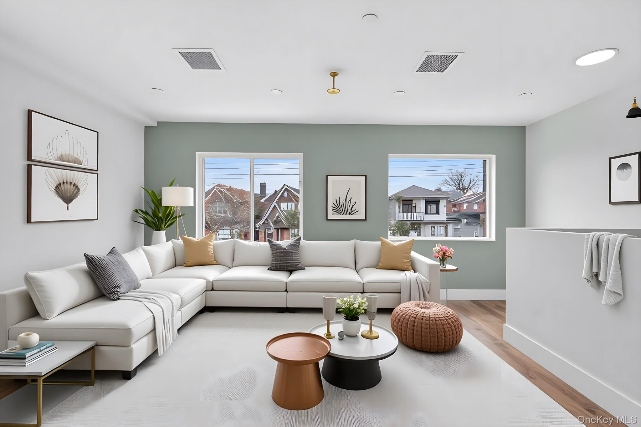 #2 photo, 2215 Seymour Avenue, הברונקס Bronx , NY 10469