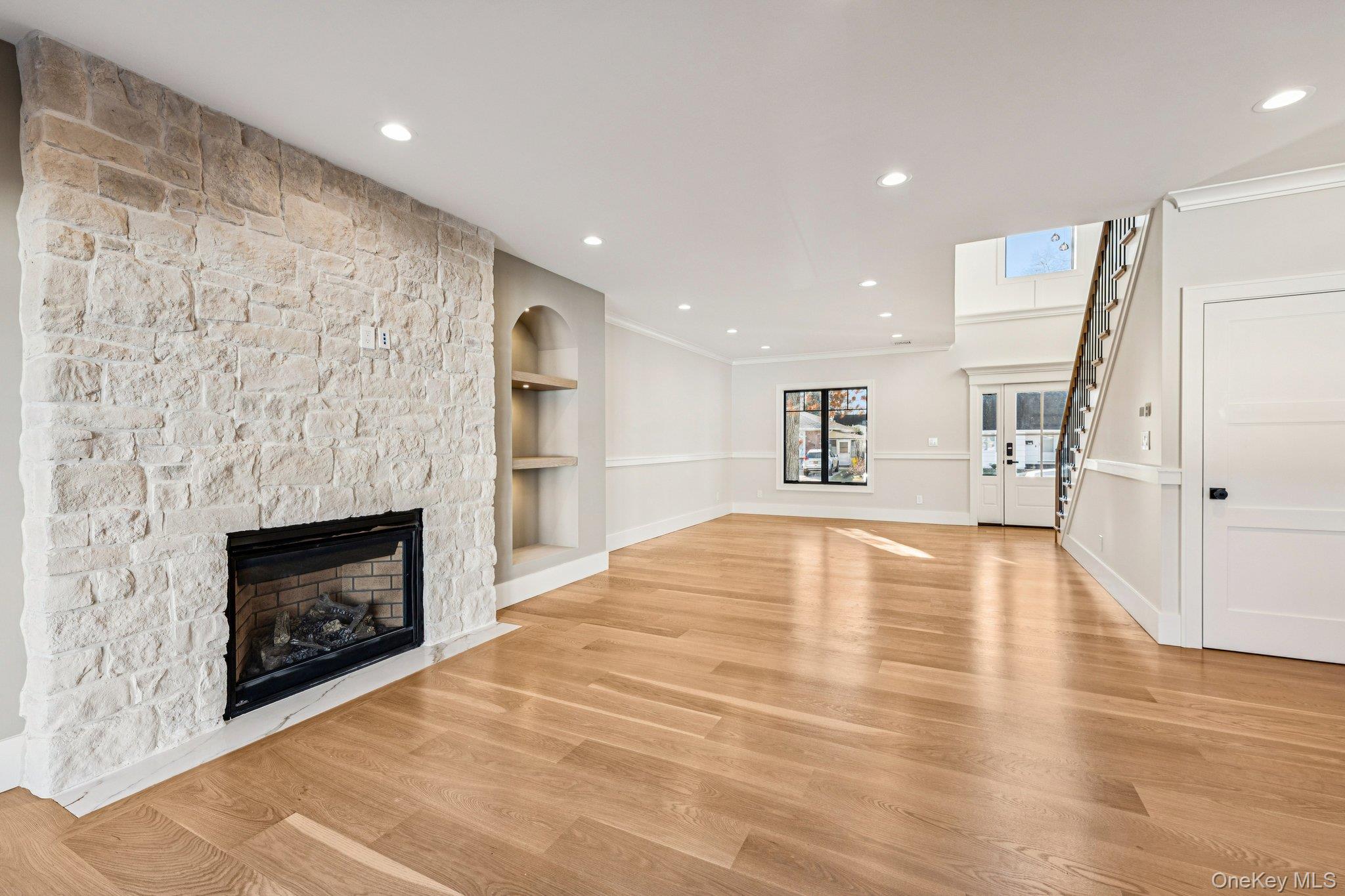 #5 photo, 149 Harding Street, Massapequa Park , NY 11762